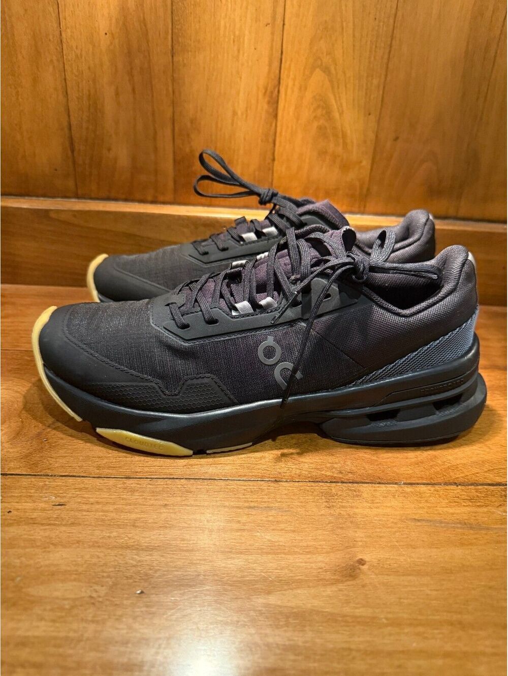 New On Cloudpulse Pro Training Sneaker Black/Rock Women's 8.5 or Men's 7